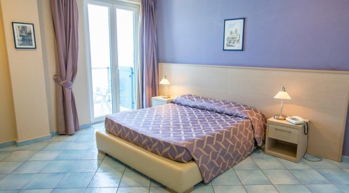 Hôtel Tourist 3*, Séjour Italie, Sicile par Ôvoyages Hôtel Tourist 3*, Séjour Italie, Sicile par Ôvoyages