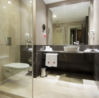 Hôtel Ramada Plaza by Wyndham Antalya 5*, Séjour Turquie, Antalya par Ôvoyages Hôtel Ramada Plaza by Wyndham Antalya 5*, Séjour Turquie, Antalya par Ôvoyages