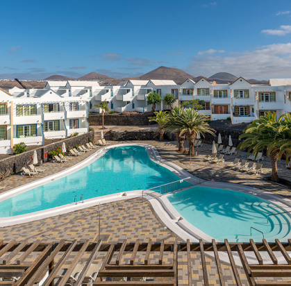 Hôtel LIVVO Morromar 3* by Ôvoyages, Séjour Espagne & ses îles, Canaries, Lanzarote par Ôvoyages Hôtel LIVVO Morromar 3* by Ôvoyages, Séjour Espagne & ses îles, Canaries, Lanzarote par Ôvoyages