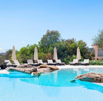 Hôtel & Suites Gabbiano Azzuro 4* Sup, Séjour Italie, Sardaigne par Ôvoyages Hôtel & Suites Gabbiano Azzuro 4* Sup, Séjour Italie, Sardaigne par Ôvoyages