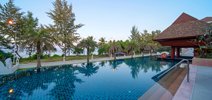 Hôtel Mai Khao Palm Beach Resort 4* by Ôvoyages, Séjour Thaïlande, Khao Lak par Ôvoyages Hôtel Mai Khao Palm Beach Resort 4* by Ôvoyages, Séjour Thaïlande, Khao Lak par Ôvoyages
