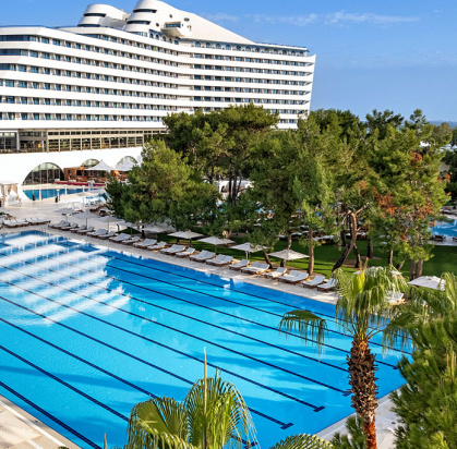 Hôtel Titanic De Luxe Lara 5*, Séjour Turquie, Antalya par Ôvoyages Hôtel Titanic De Luxe Lara 5*, Séjour Turquie, Antalya par Ôvoyages