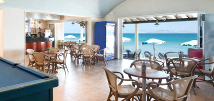 Hôtel Rossis Beach 3*, Séjour Grèce & ses îles, Corfou par Ôvoyages Hôtel Rossis Beach 3*, Séjour Grèce & ses îles, Corfou par Ôvoyages