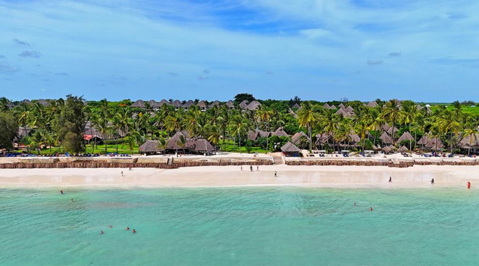 Ôclub Select BlueBay Beach Resort & Spa 5* + Safari 1 nuit, Combiné Tanzanie, Zanzibar par Ôvoyages Ôclub Select BlueBay Beach Resort & Spa 5* + Safari 1 nuit, Combiné Tanzanie, Zanzibar par Ôvoyages